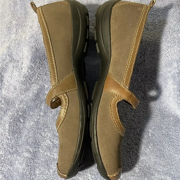 NaturalSoul by Naturalizer Women’s Gray Brown Friendship 73277 Flats Size 7 M - Picture 4 of 6